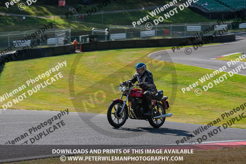 cadwell park;cadwell park photographs;cadwell trackday photographs;enduro digital images;event digital images;eventdigitalimages;peter wileman photography;racing digital images;trackday digital images;trackday photos